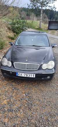 Mercedes C220 rok 2002