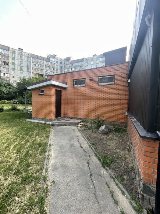 Оренда комерційного приміщення(Таращанський масив)