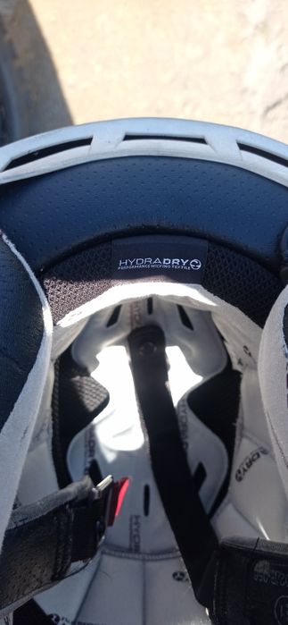 Продам мотошолом