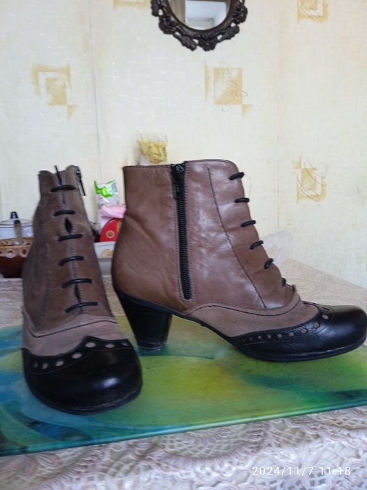 Ботинки женские кожаные