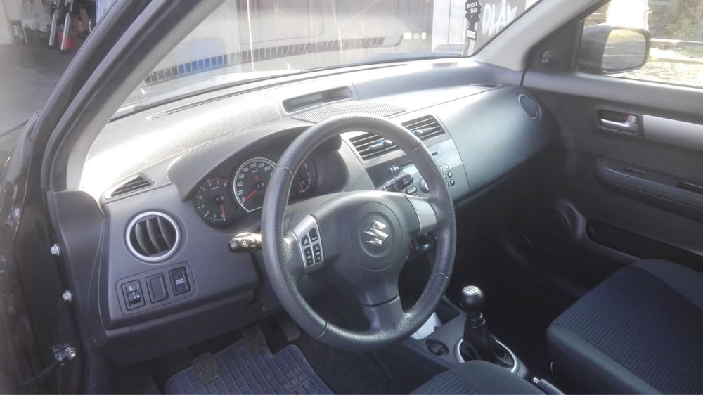 Sprzedam samochód marki Suzuki Swift