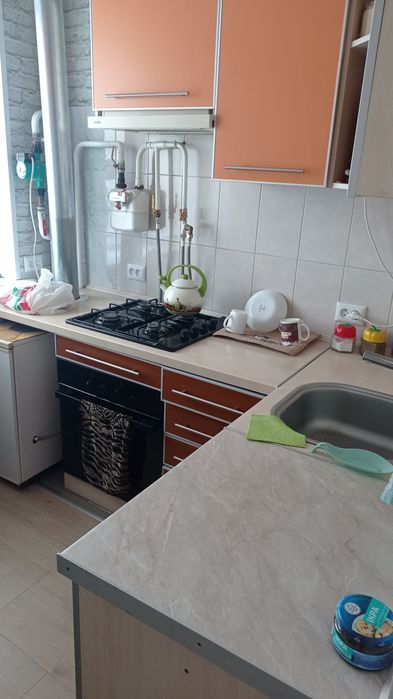 Продам трёхкомнатную квартиру в Покотиловке
