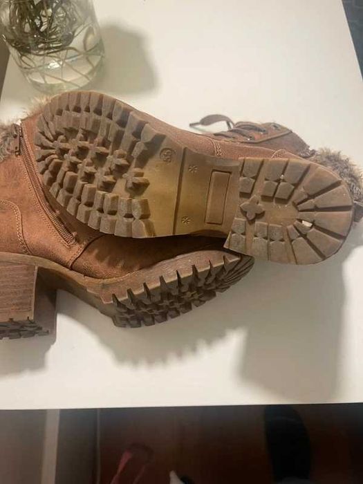 Steve Madden Faux Fux boots size 38