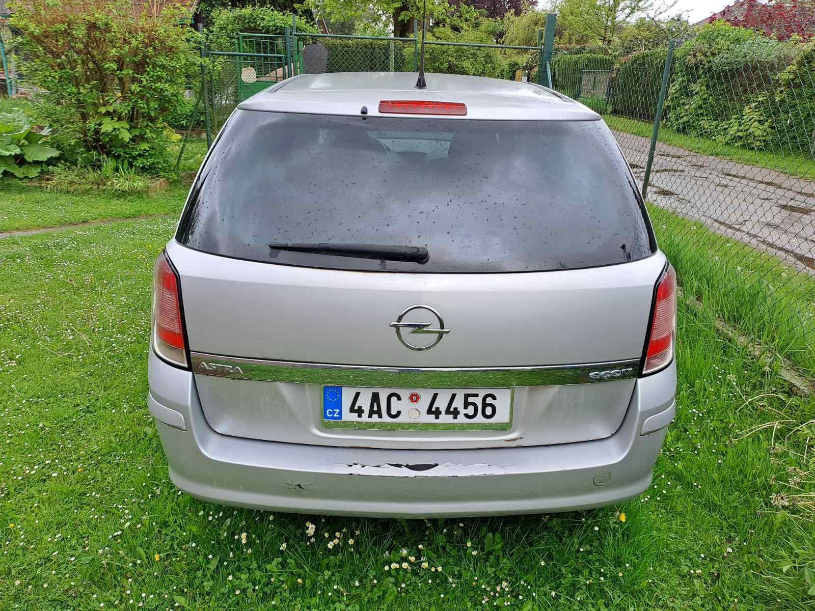 Opel Astra H 1.6i. 1.7-19 Двері Бампер ЕГУР рульову рейку, балку, фари