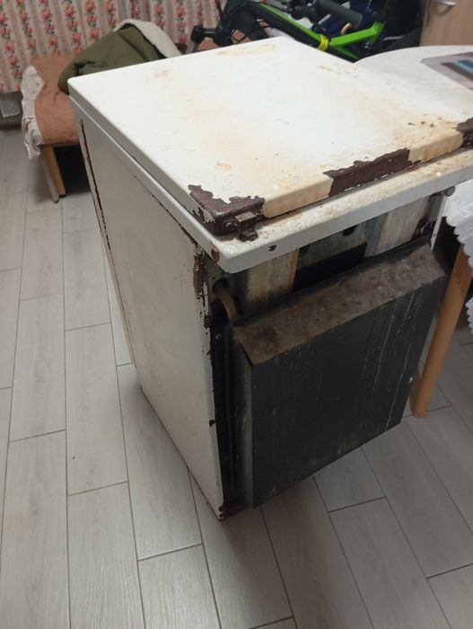 Продам плиту газову