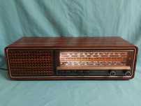 Śliczne radio stołowe Grundig. Kwintesencja lat 70 - tych. Sprawne.