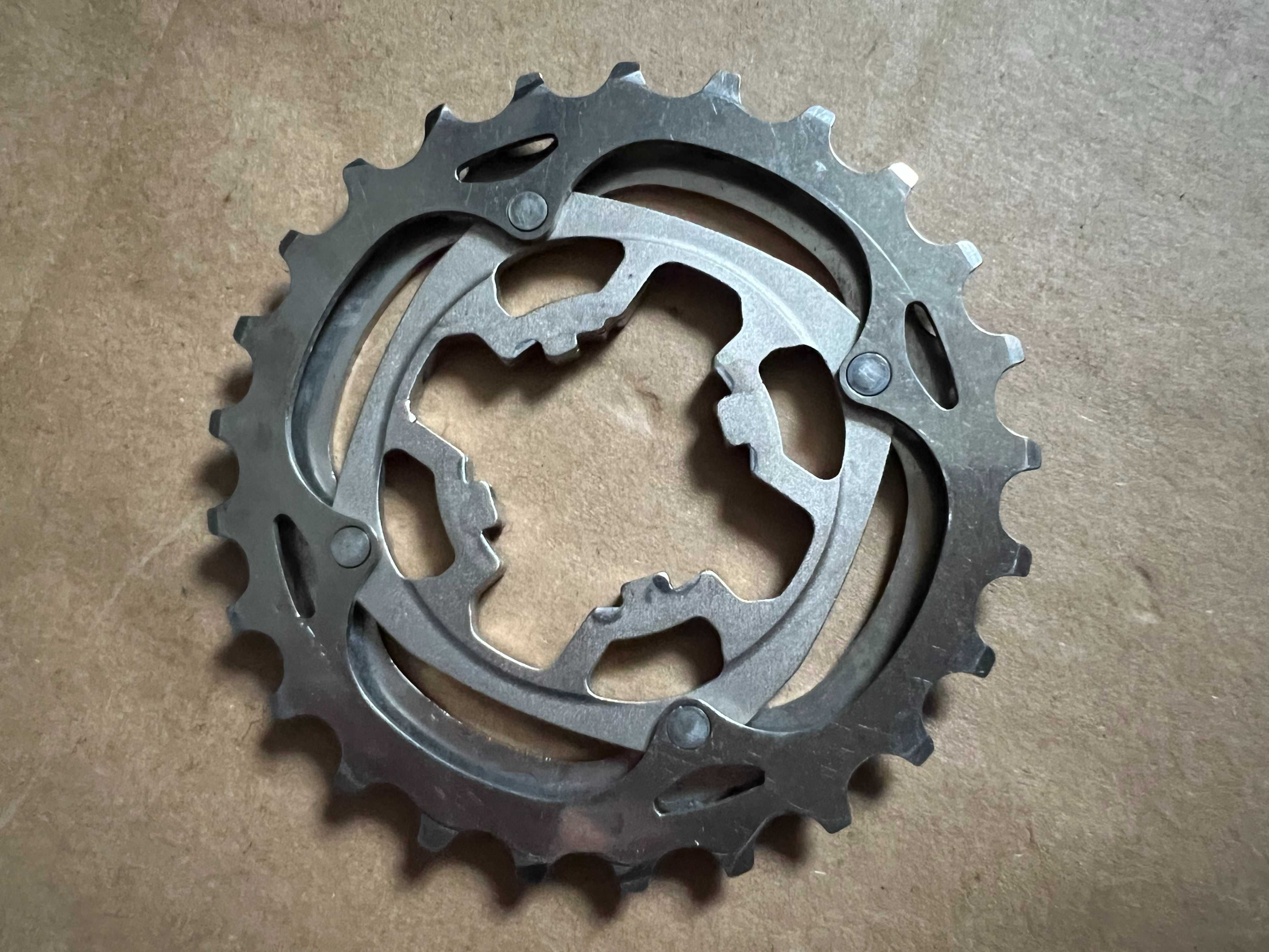 Zębatki do kasety pająk CAMPAGNOLO RECORD 23 25 zębów 10s TITANIUM