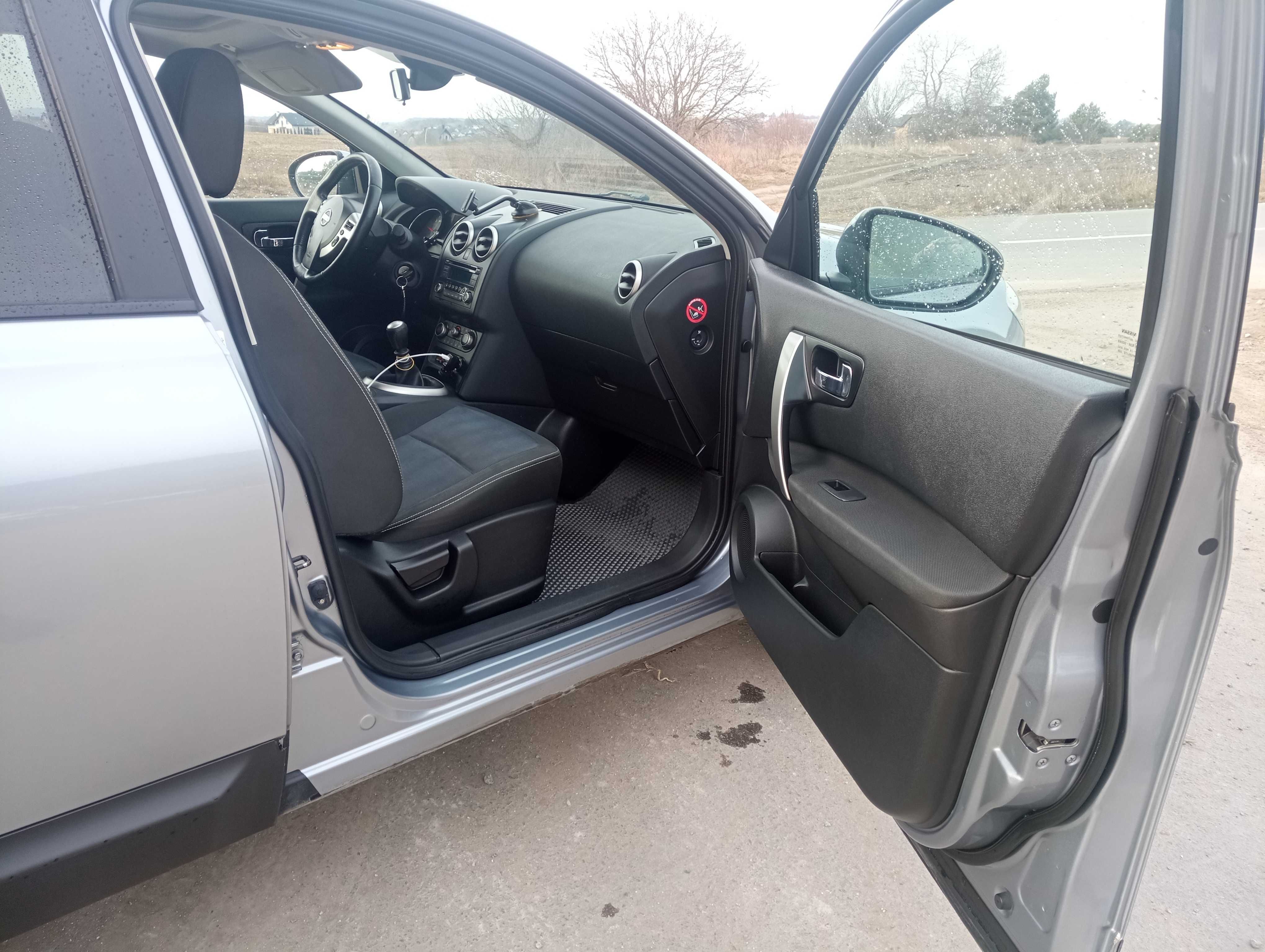 Nissan Qashqai+2