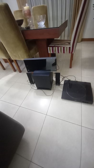 Venda de sistema de som e gira disco