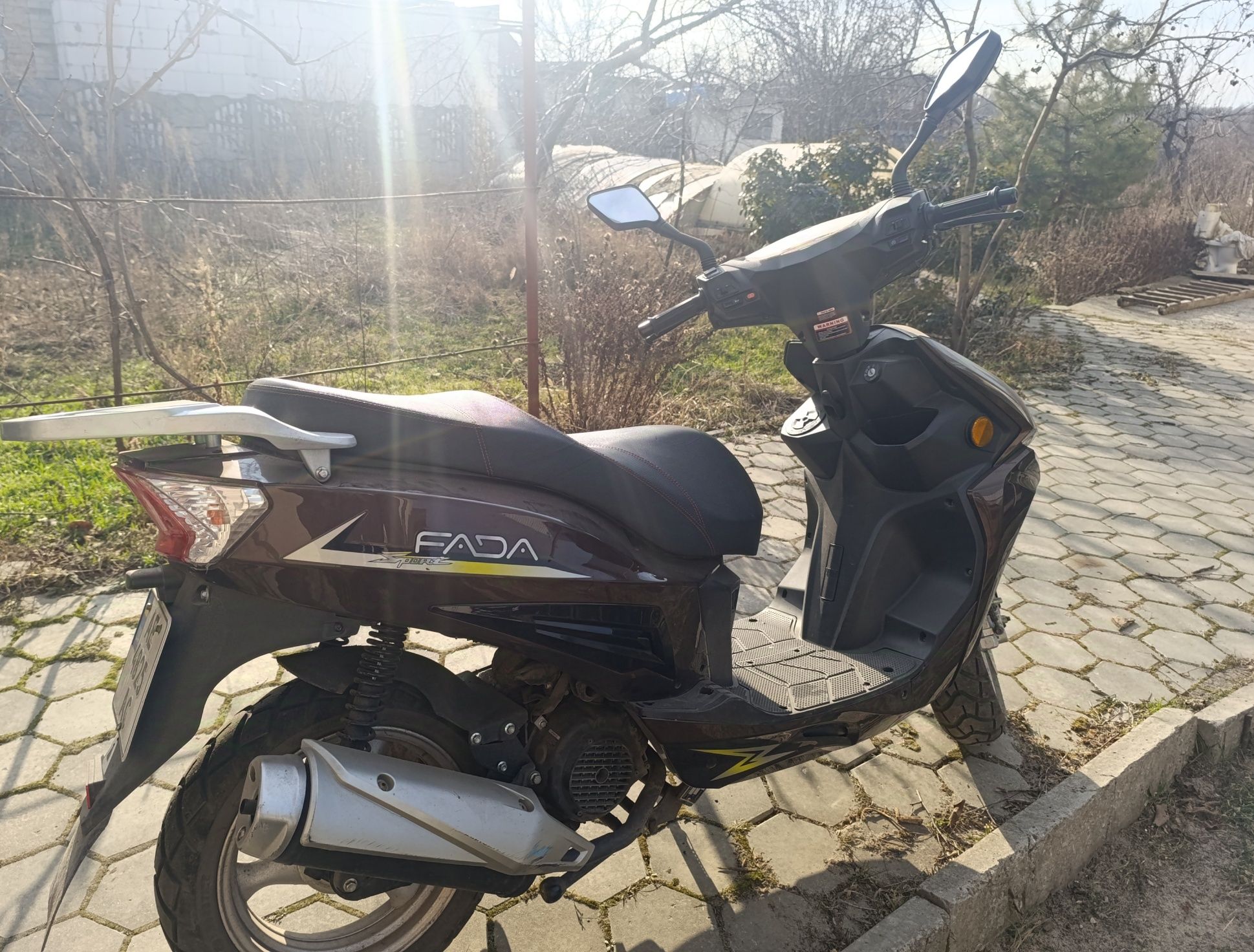 Продам скутер Fada 150 кубовый.