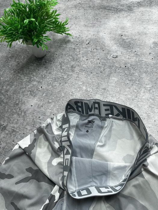 Чоловічи лосини/ тайсти Nike Pro Combat Camo Training Tights