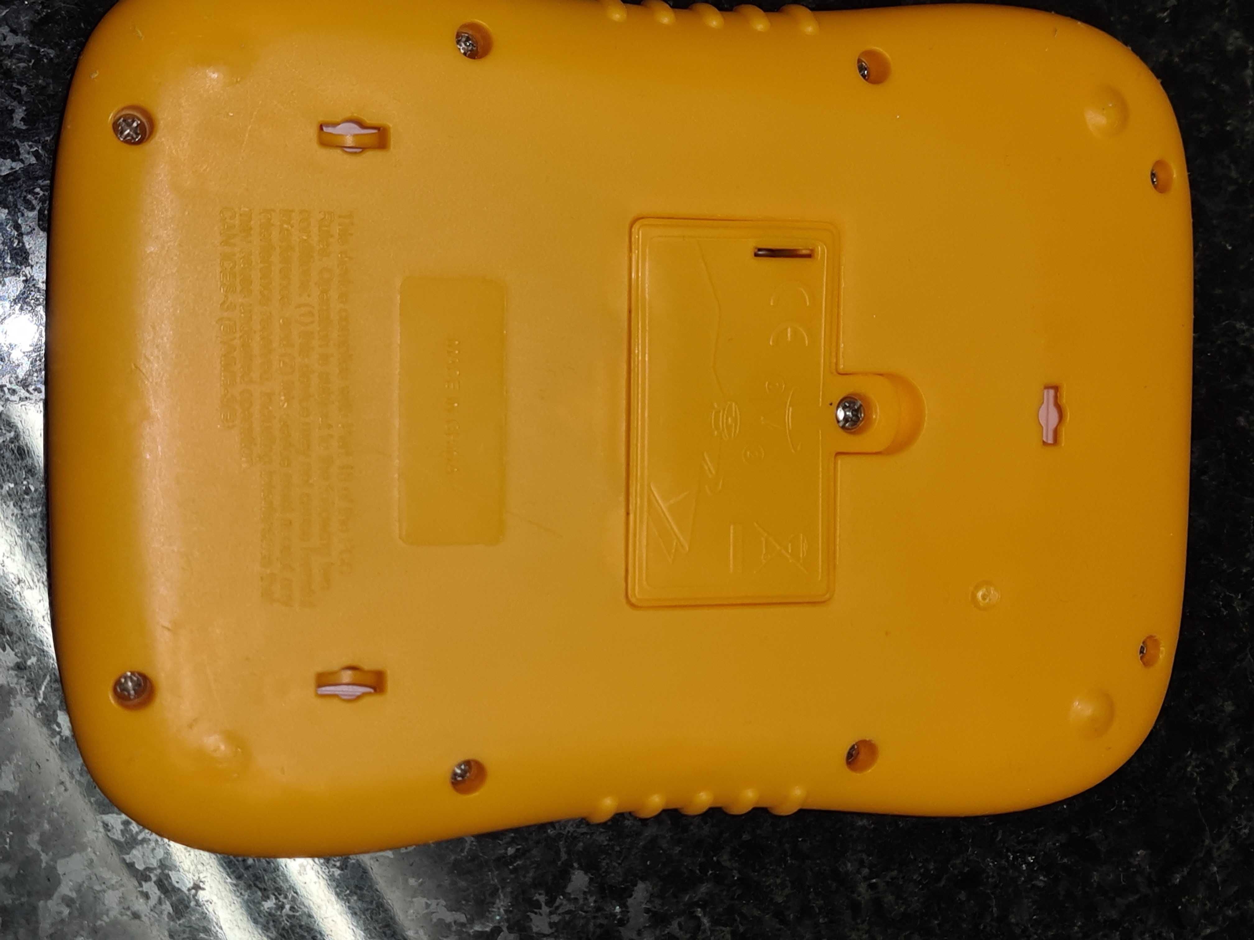 Tablet bebé letras e sons