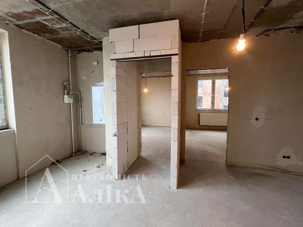 Продам 2-кімнатну квартиру в новому обжитому будинку