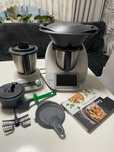 Thermomix TM6  oraz stacja Friend z dodatkowym naczyniem