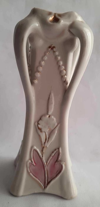 Secesja Porcelanowy wazonik