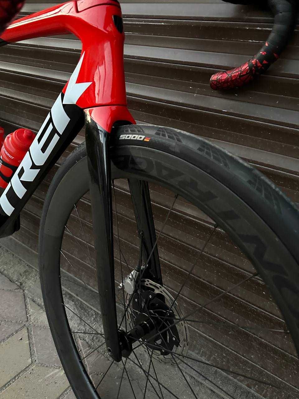 Шосейний велосипед Trek Emonda SL (2021) Sram Red Etap AXS 12s С