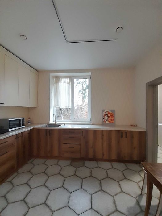 Без комісії, будинок 120м², 4 кімнати, тепла підлога, 10 соток