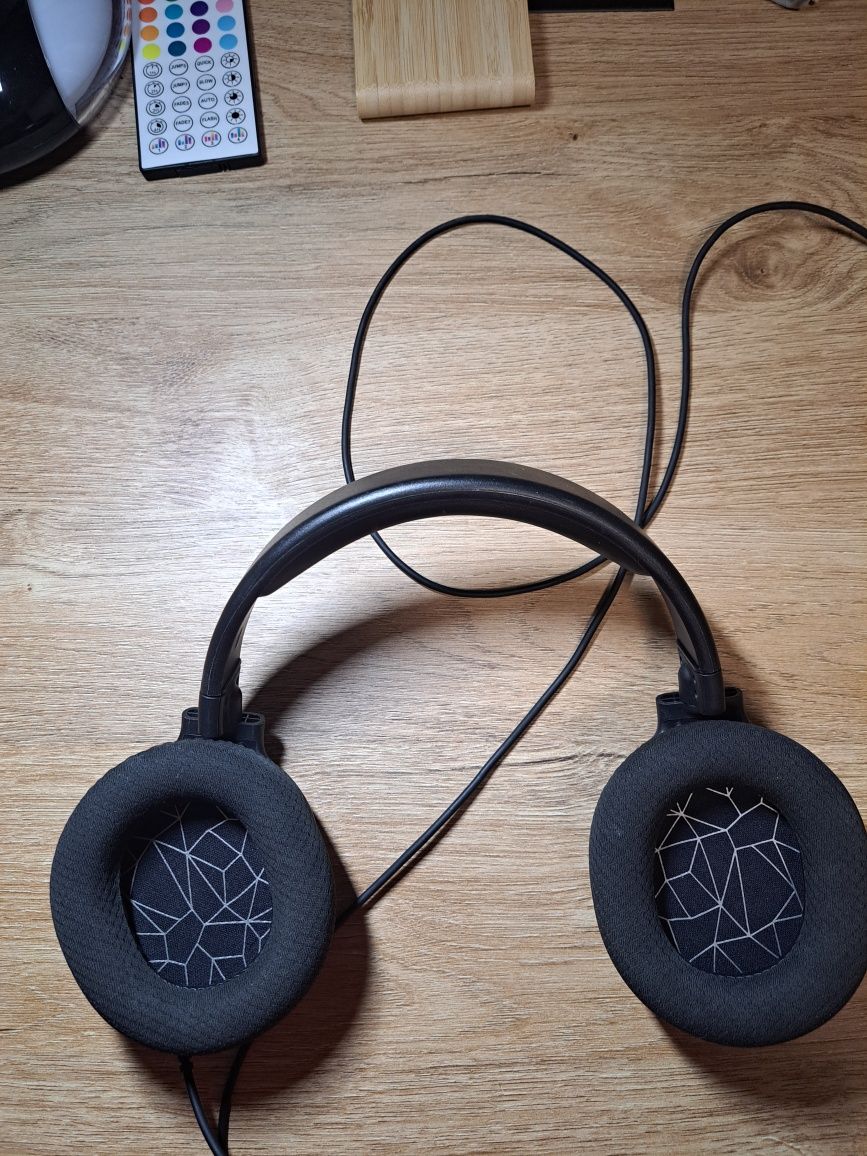 Słuchawki steelseries arctis 1