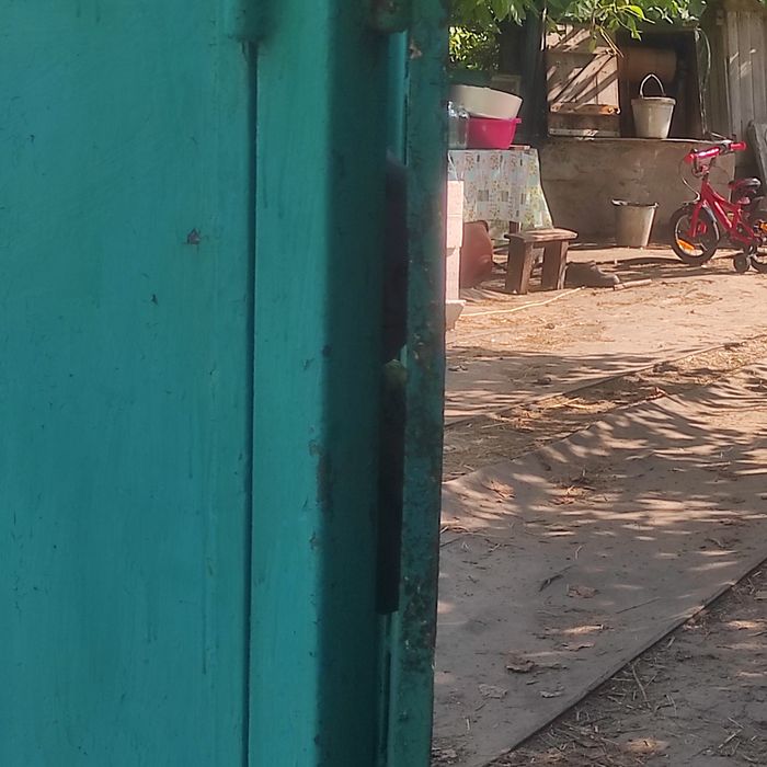 Будинок затишний  в селі