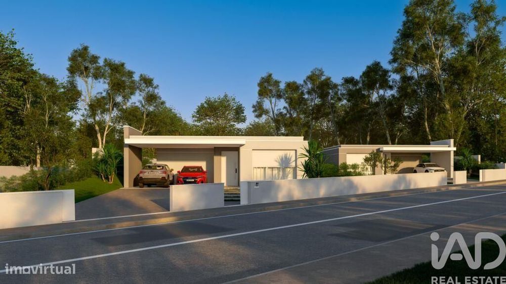 Casa / Villa T3 em Milheirós de Poiares de 154,00 m2