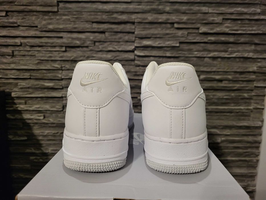 Nowe buty Nike Air Force 1 '07 Next Nature, białe, rozmiar 41
