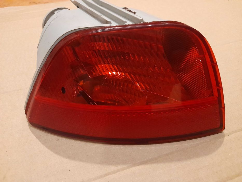 Lampa tylna Ford Focus MK2