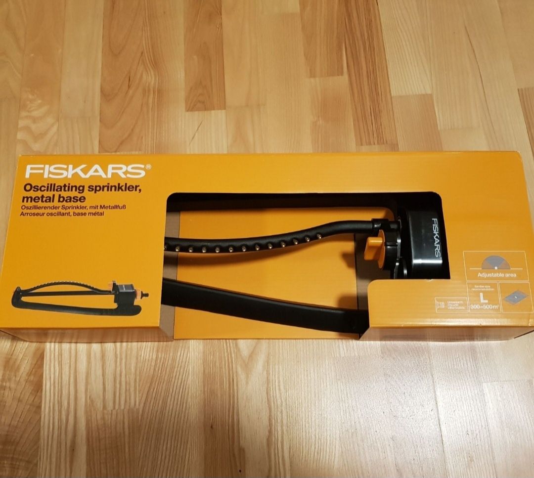 Zraszacz  fiskars  r L