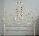 Cama antiga em ferro