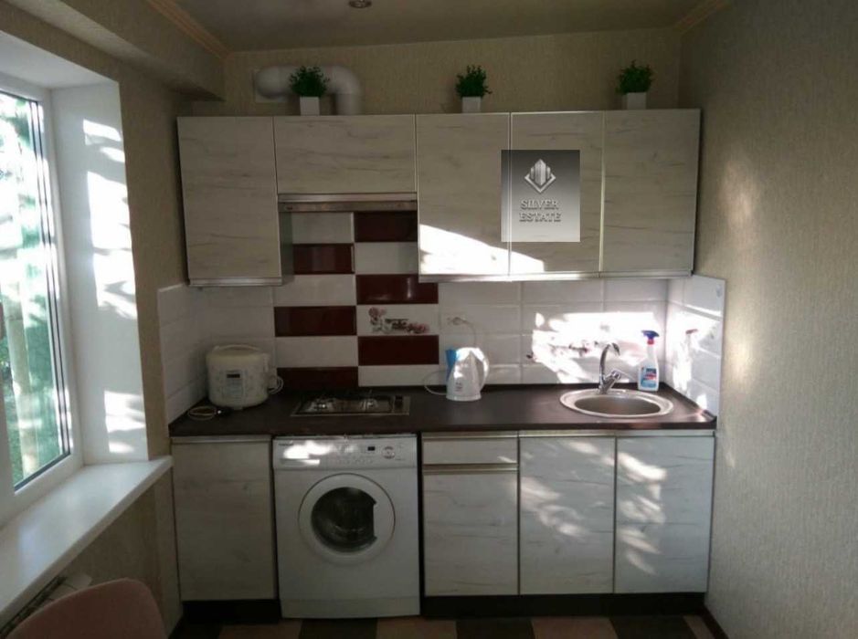 Сучасна 1к квартира в центрі міста.