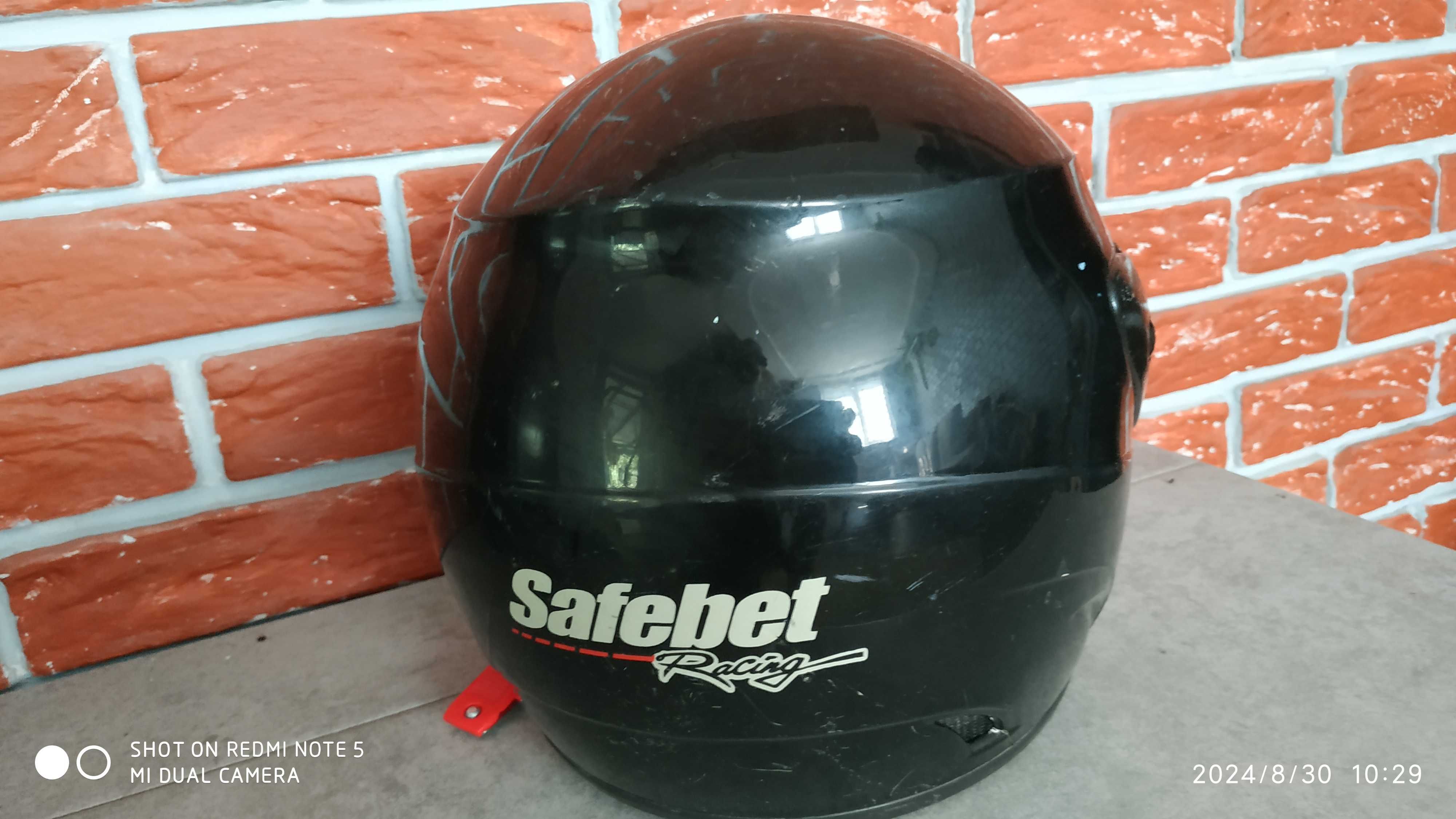 kask na motor safebet