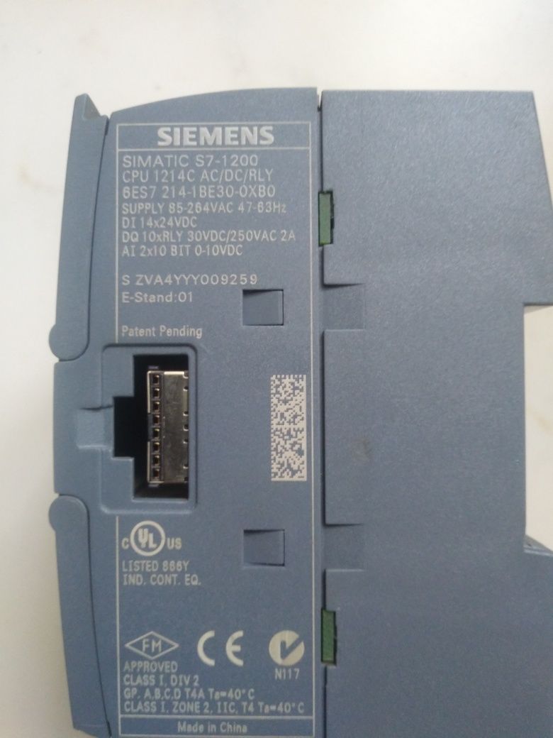 Sterownik PLC Siemens SIMATIC S7-1200 CPU 1214C AC/DC/RLY 6ES214-1BE30