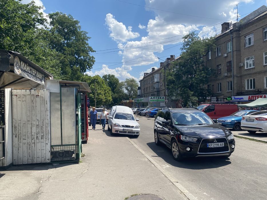 Сдам в аренду киоск в торговом ряду на Брюллова