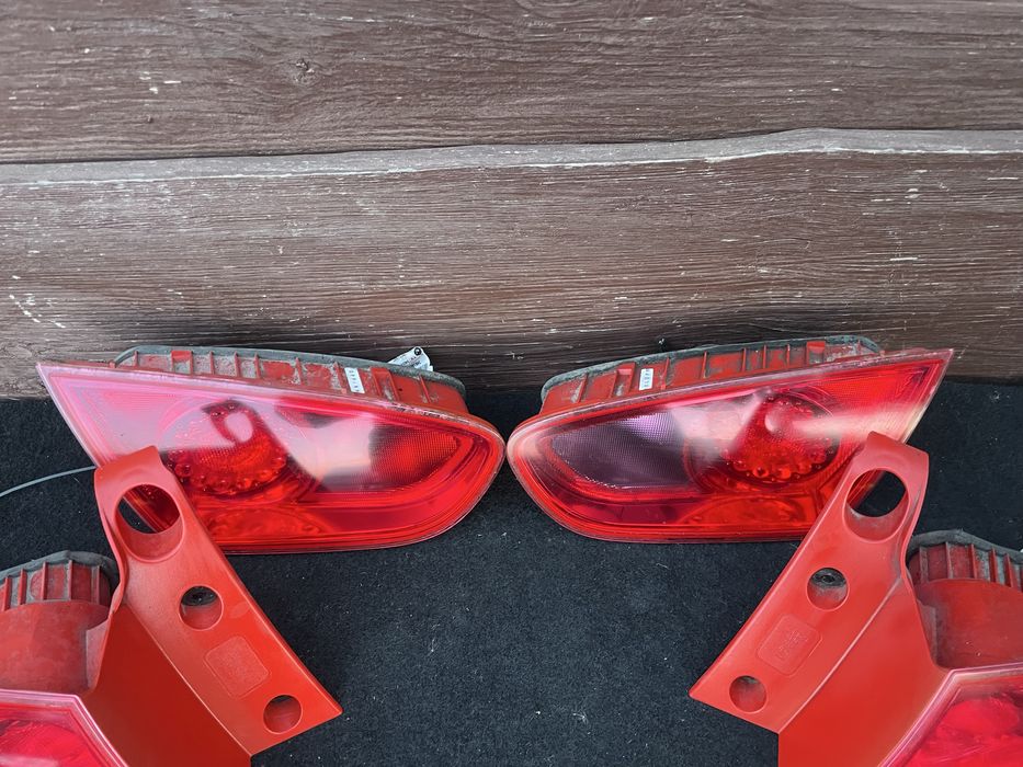 Стопи, стоп, ліхтарі задні Seat Leon 2 Сеат Леон 2 (09-12)