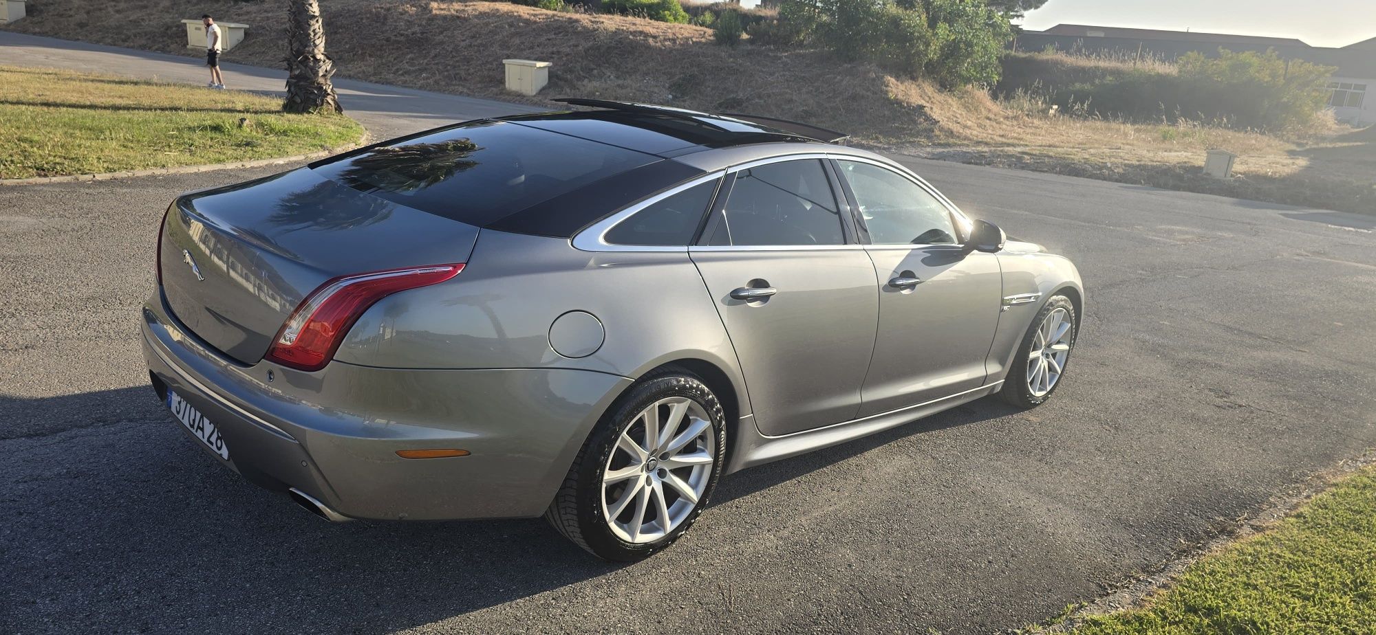 Jaguar XJ 3.0d 275cv Bi-Turbo