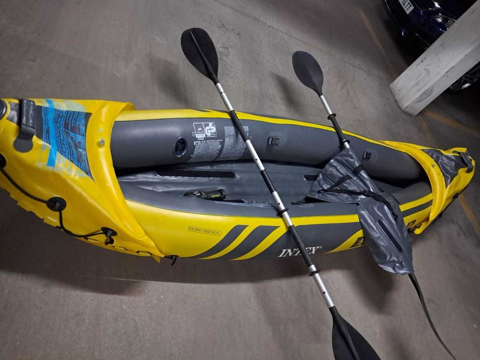 Canoa INTEX Insuflaveis com Remos