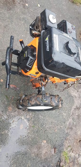 Культиватор форте 1050G бензиновий колесо 8