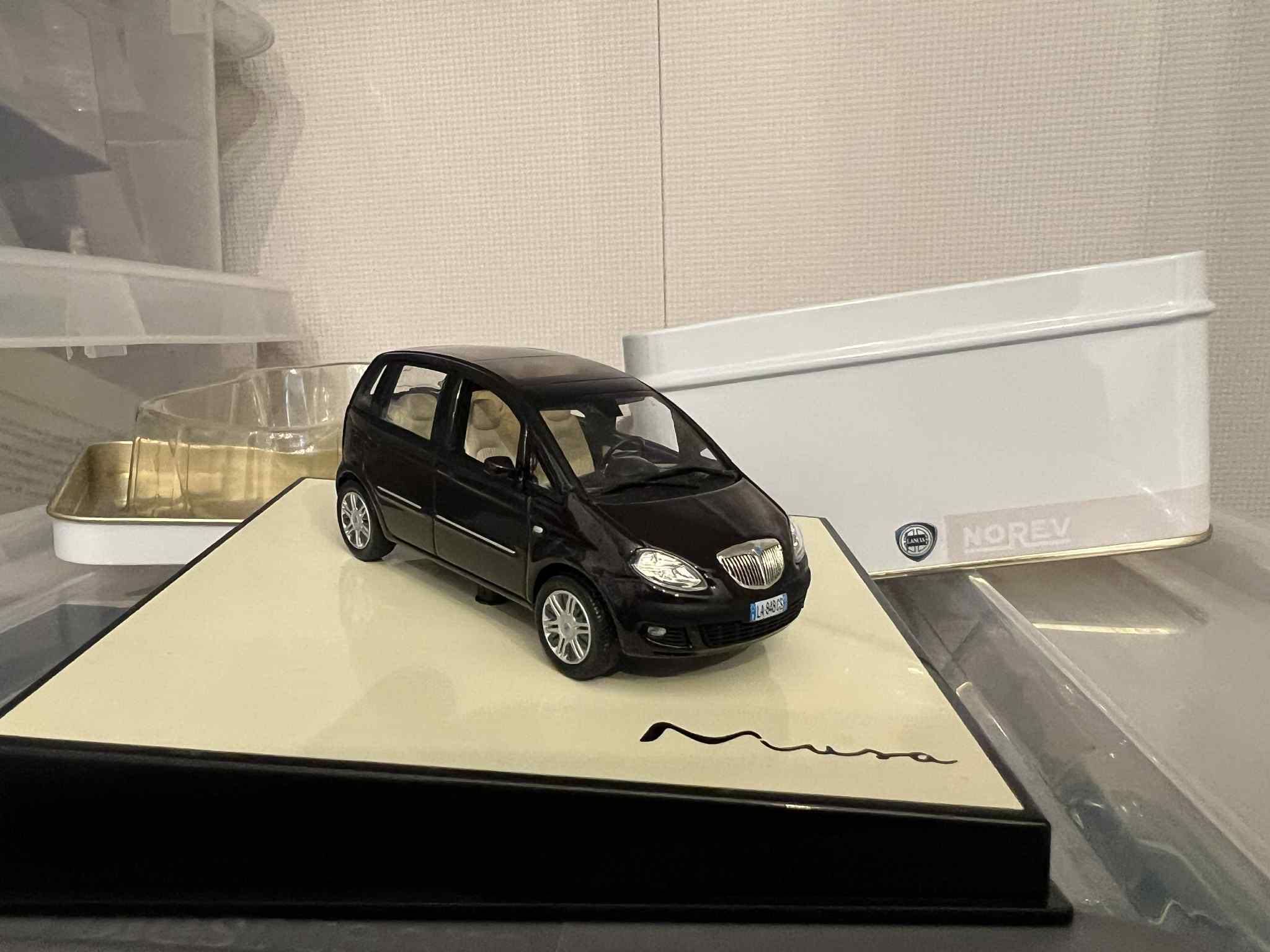 Lancia Musa 1:43 Model Kolekcjonerski