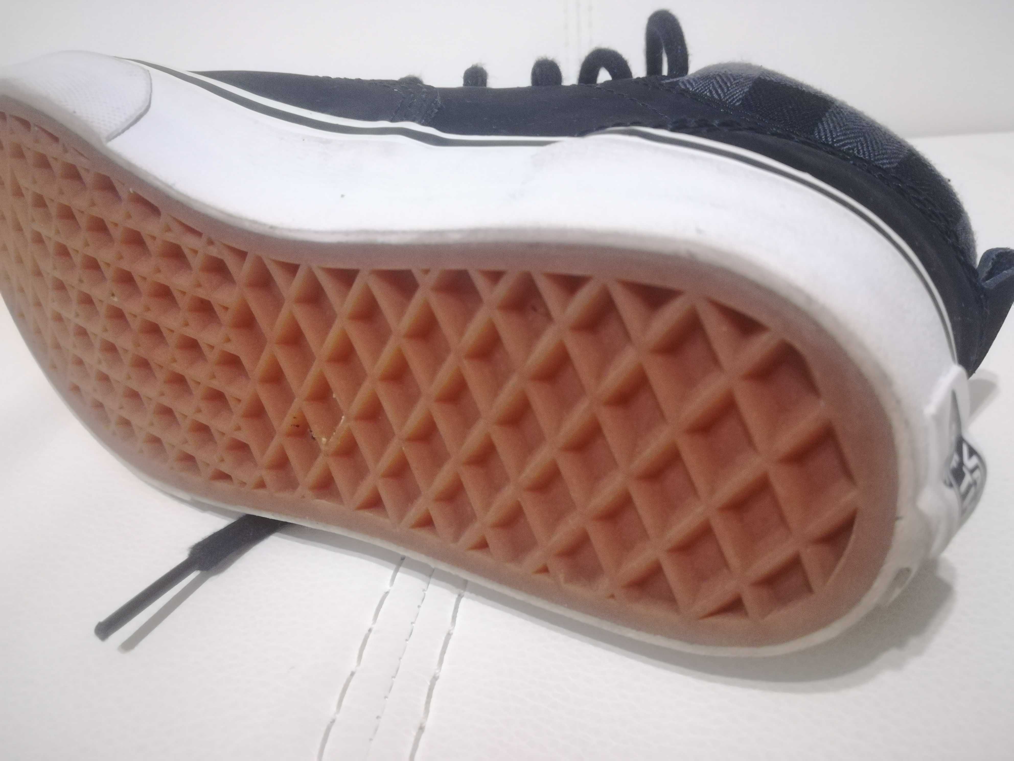 Sneakersy Vans rozm. 33 jak nowe