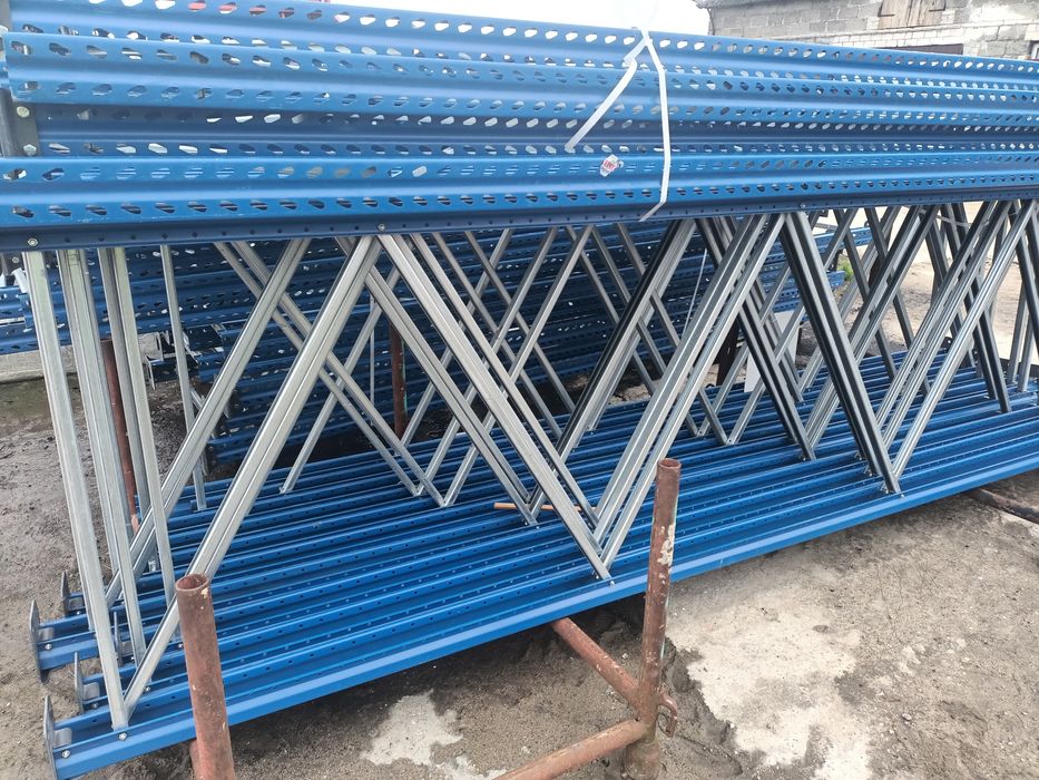 Regały paletowe jak nowe