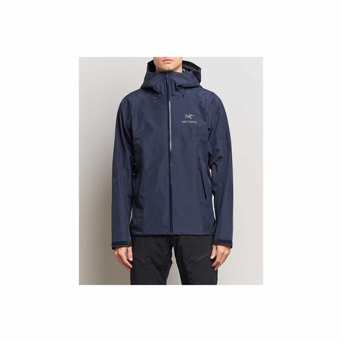 Куртка Arc’teryx Beta LT Jacket Black Sapphire