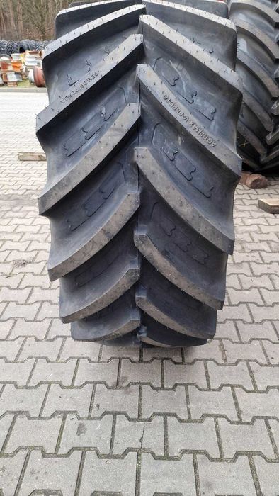 Opona  VF 600/60R30 NRO BKT Agri Max V-Flecto