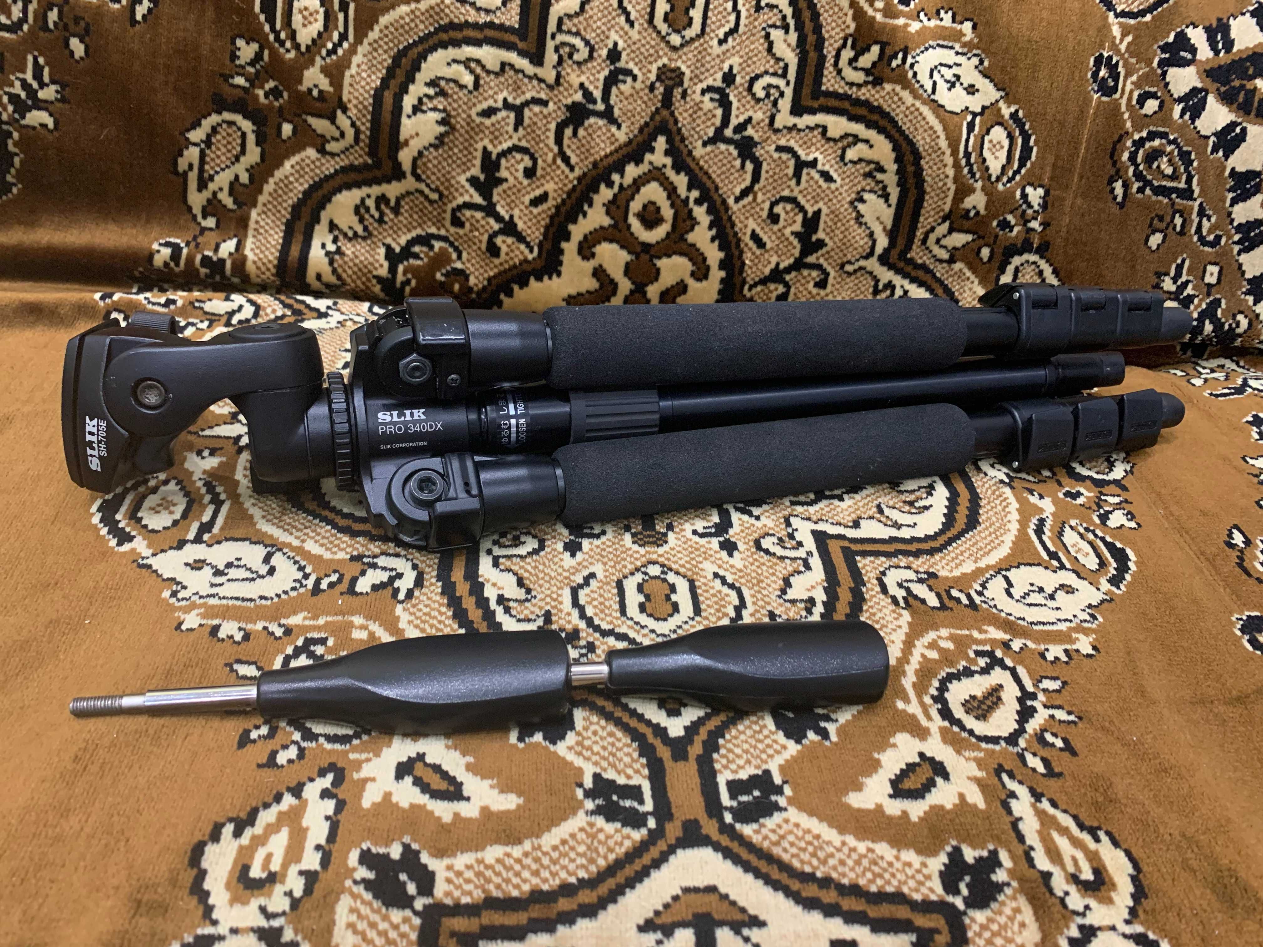 Штатив профессиональный Slik Pro 340 DX