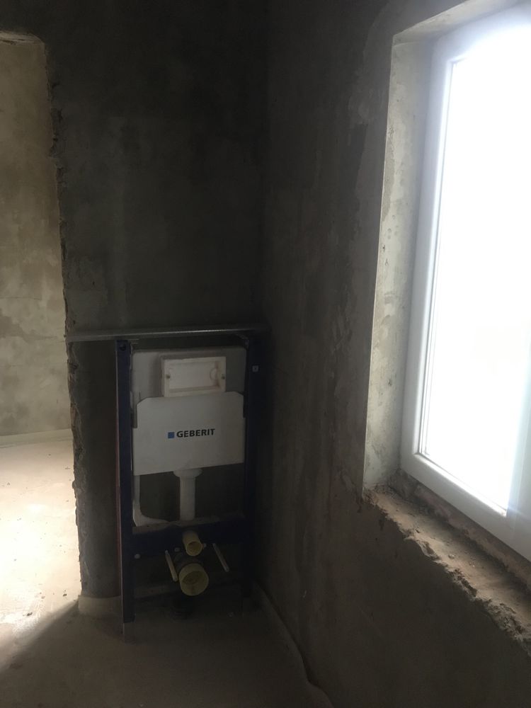 Продам 3 кім.квартиру (пів будинку з ділянкою.вул. Літуна (Толстого)