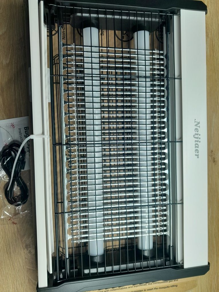 Pułapka na komary owady neijiaer wd-243 napięcie 3200v