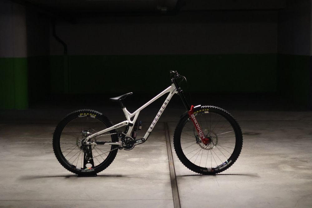 Commencal Supreme Dh V5