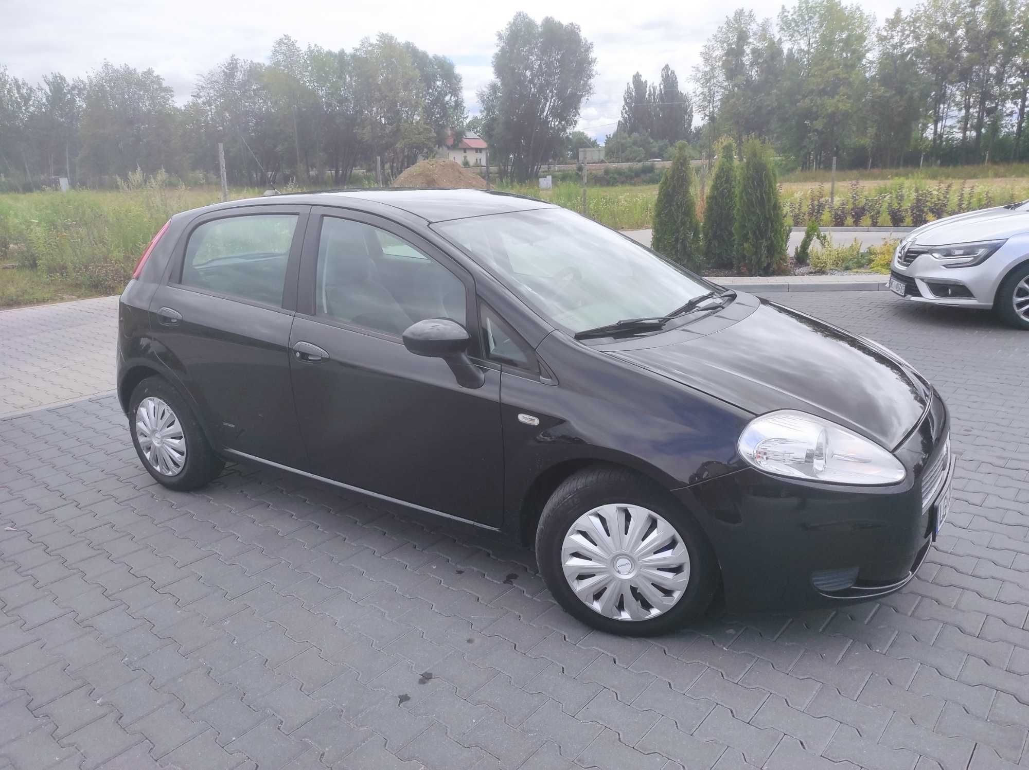 Fiat Grande Punto 1,4 benz,z Niemiec,opłacony,5 drzwi,klima,2007 rok