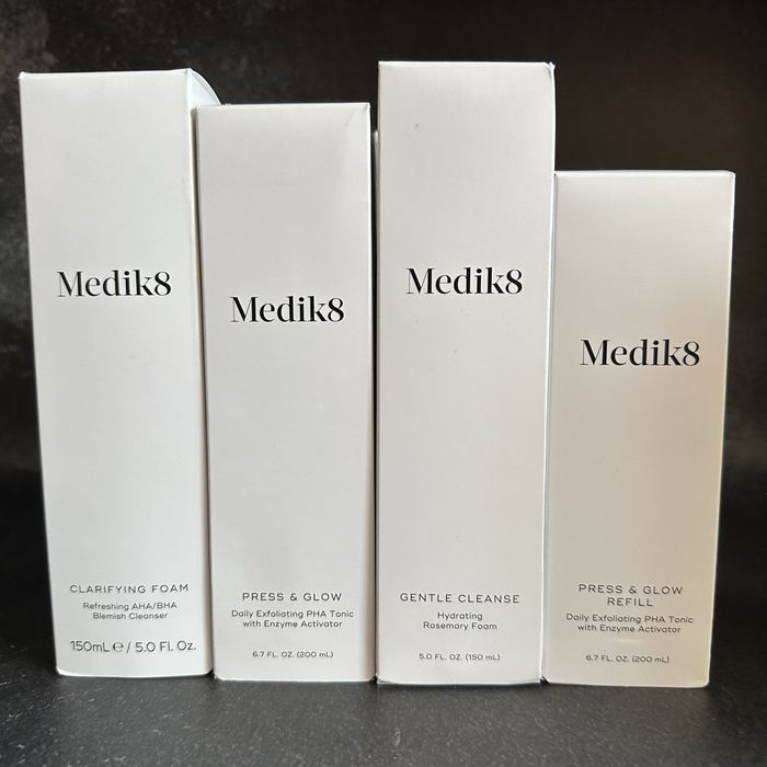 Тонік PRESS & GLOW Medik8 Gentle Cleanse Clarifying foam пінка розмари