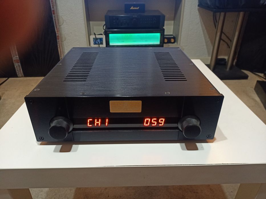 Lampowy przedwzmacniacz goldmund