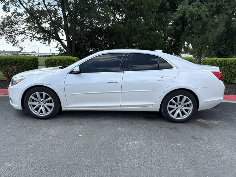 Chevrolet Malibu      2015