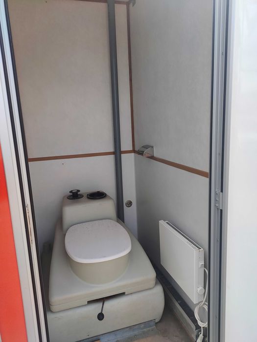 Pawilon mobilny przyczepa socjal pracownicza barakowóz biuro budowa WC